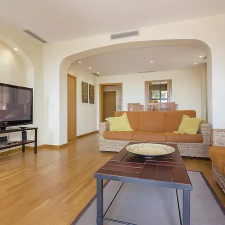 Okeanos Front Line San Blas *