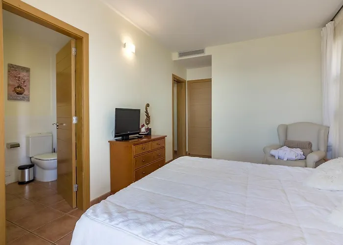 Okeanos Front Line San Blas Villa *