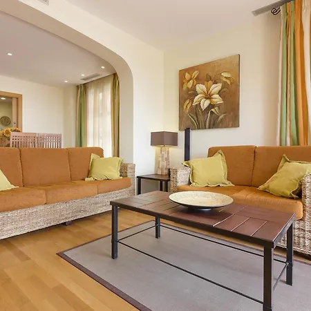 Okeanos Front Line San Blas Villa *