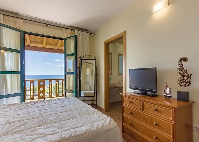 Okeanos Front Line San Blas San Miguel de Abona