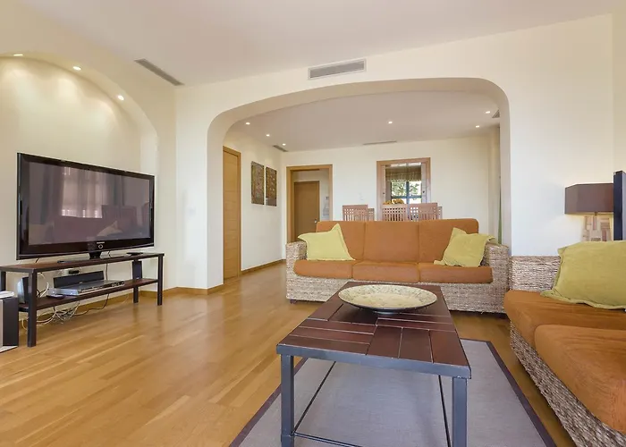 Okeanos Front Line San Blas *