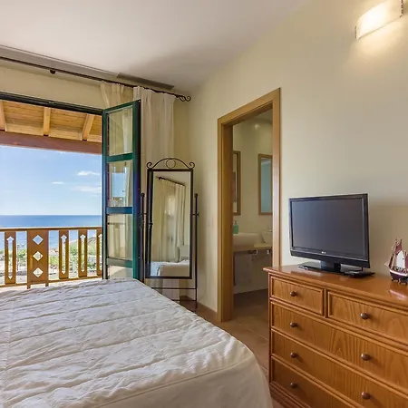 Okeanos Front Line San Blas San Miguel de Abona