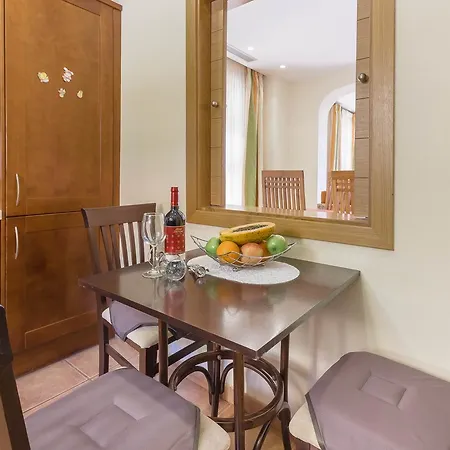 Okeanos Front Line San Blas *