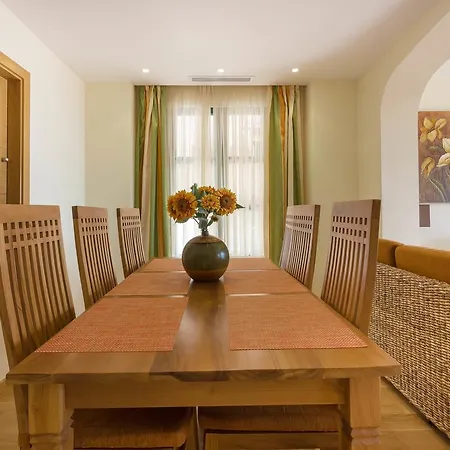 Okeanos Front Line San Blas San Miguel de Abona