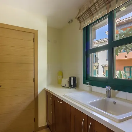 Okeanos Front Line San Blas Villa *